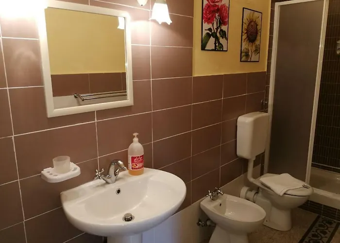 Al Torrione Couette-café